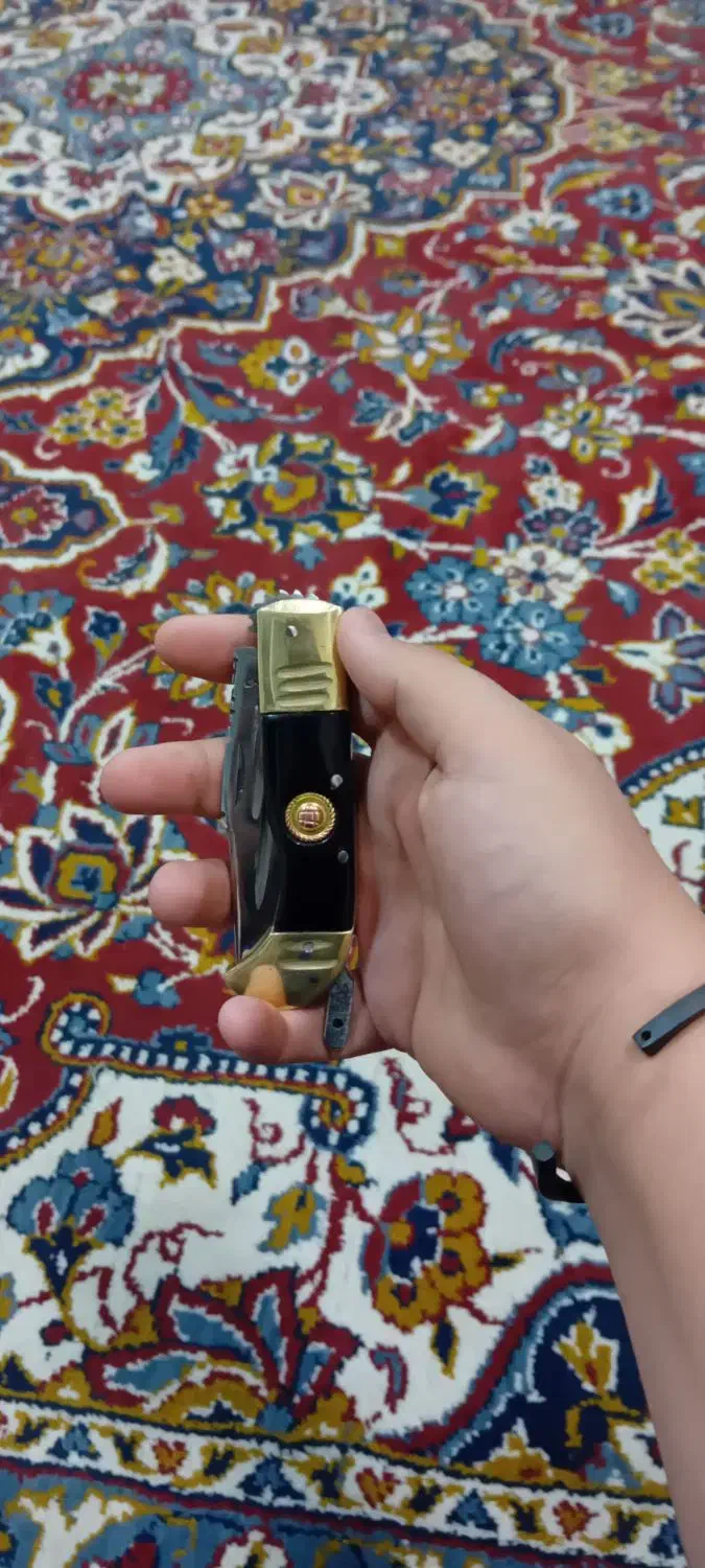 چاقو|کلکسیون اشیاء عتیقه|فولادشهر, مسکن مهر فولادشهر|دیوار