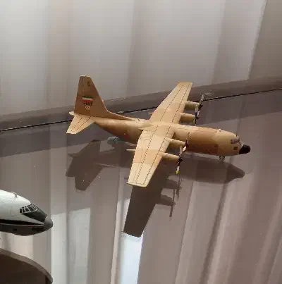 ماکت هواپیما هرکولس نیرو هوایی ایران|مجسمه، تندیس، ماکت|تهران, جوادیه|دیوار