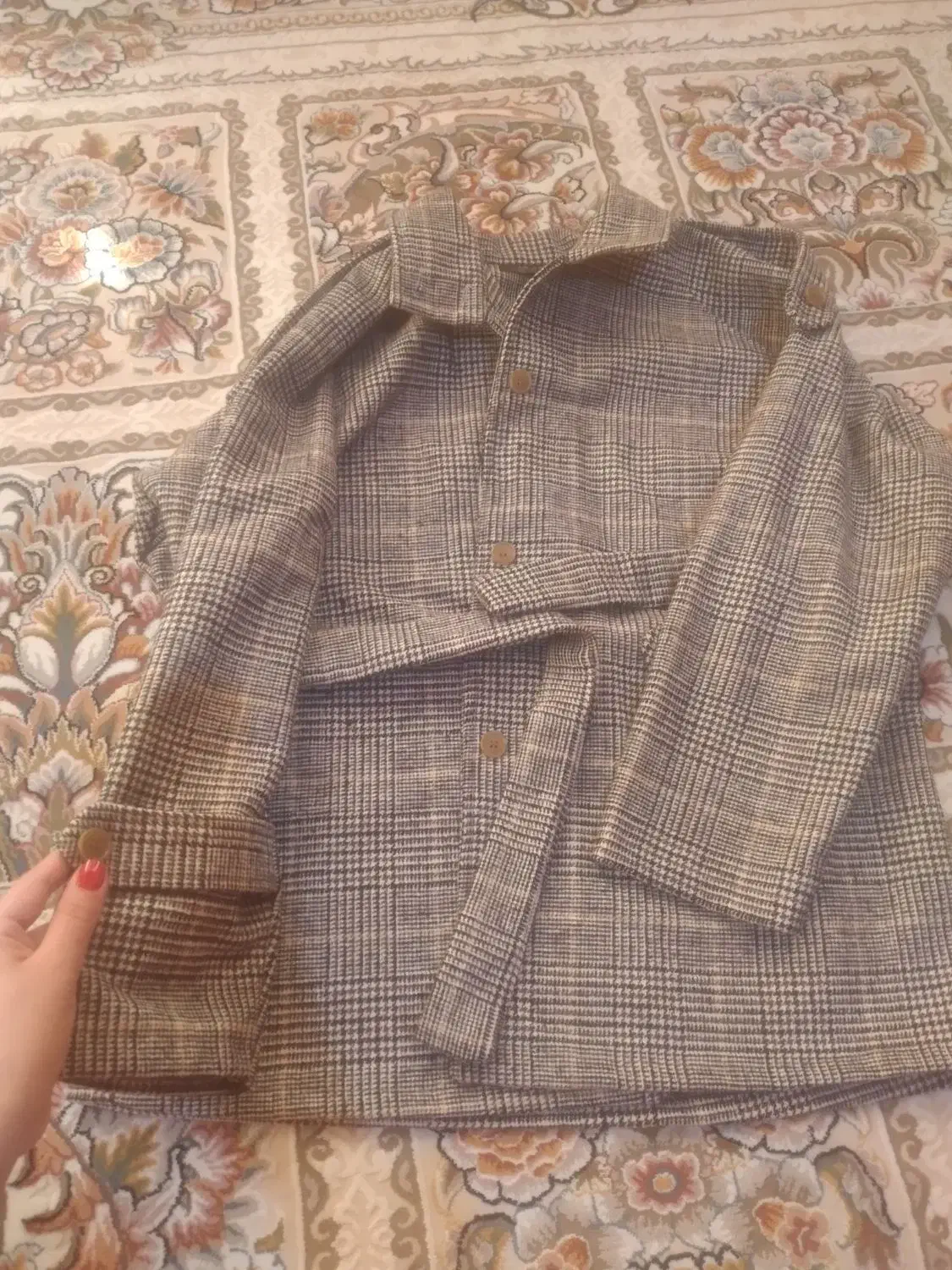 ترنج کت|لباس|جهرم, |دیوار