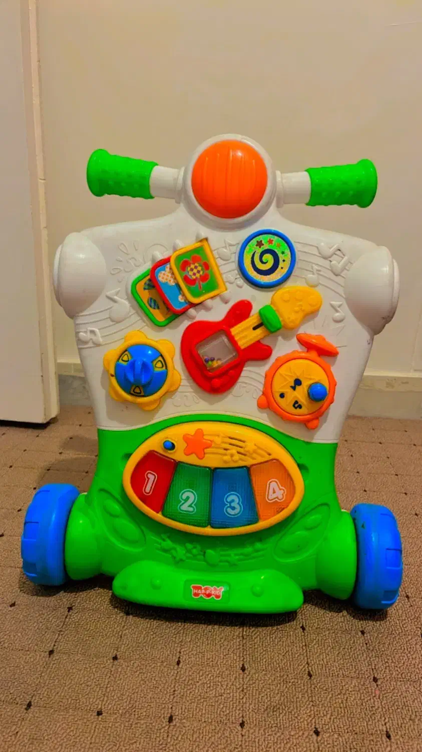 واکرکودک|اسباب‌بازی بچه|شهریار, شهرک وائین|دیوار