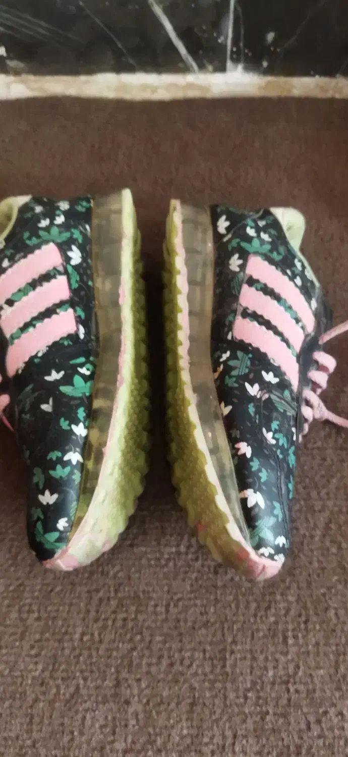 ورزشی کفشهای مارک آدیداس ارسلونا همگی جفتی ۲۰۰|تجهیزات ورزشی|شیراز, ریاستی|دیوار