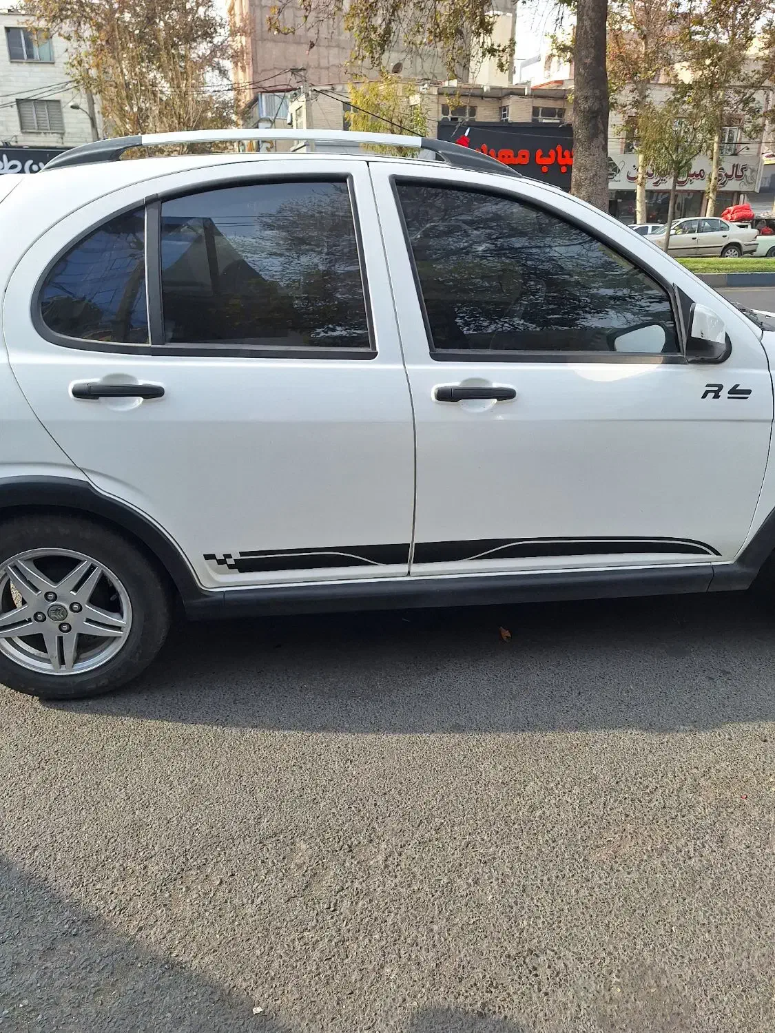 کوییک r سفید مشکی|خودرو سواری و وانت|شهریار, شهریار|دیوار