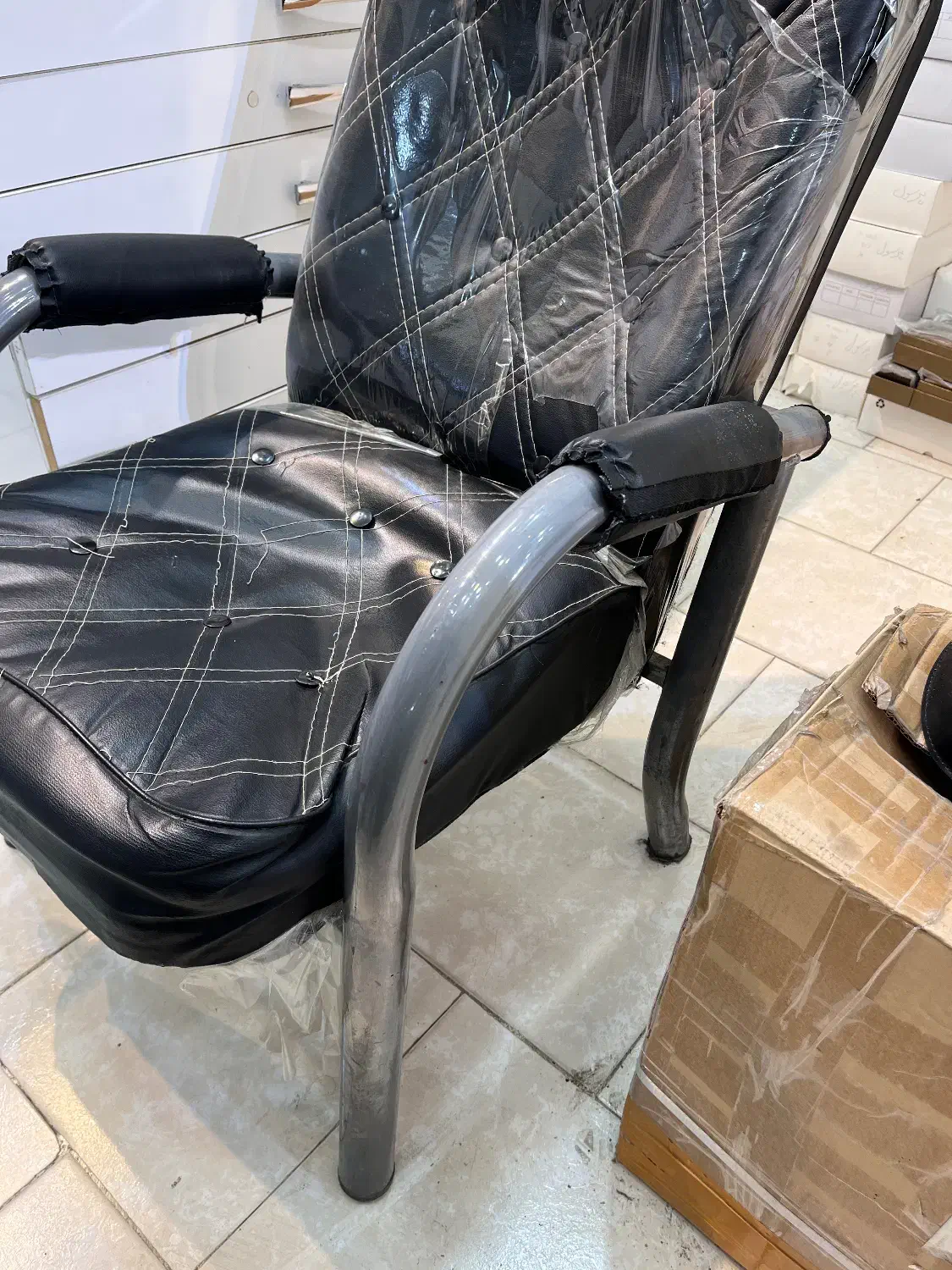 صندلی|مبلمان اداری|بندر گناوه, |دیوار