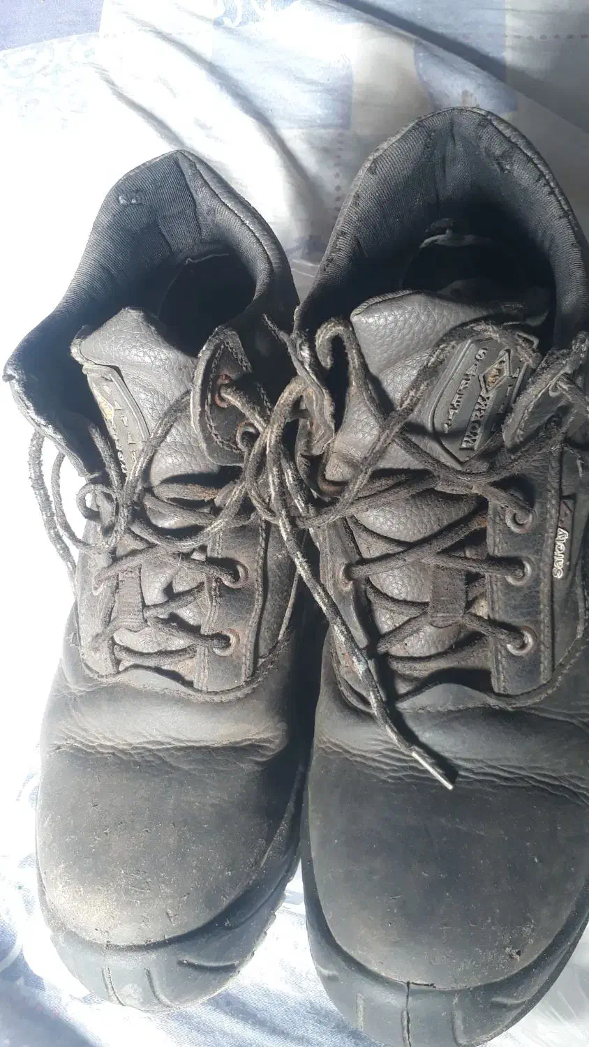 کفش کار چرم|کیف، کفش، کمربند|گرگان, |دیوار