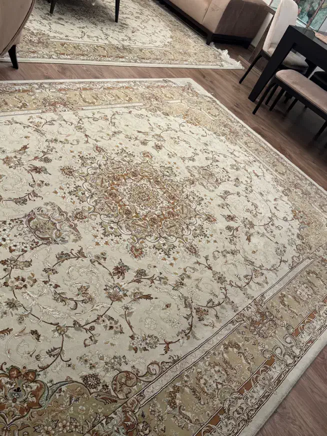 فرش زمرد مشهد|فرش|دماوند, گیلاوند|دیوار