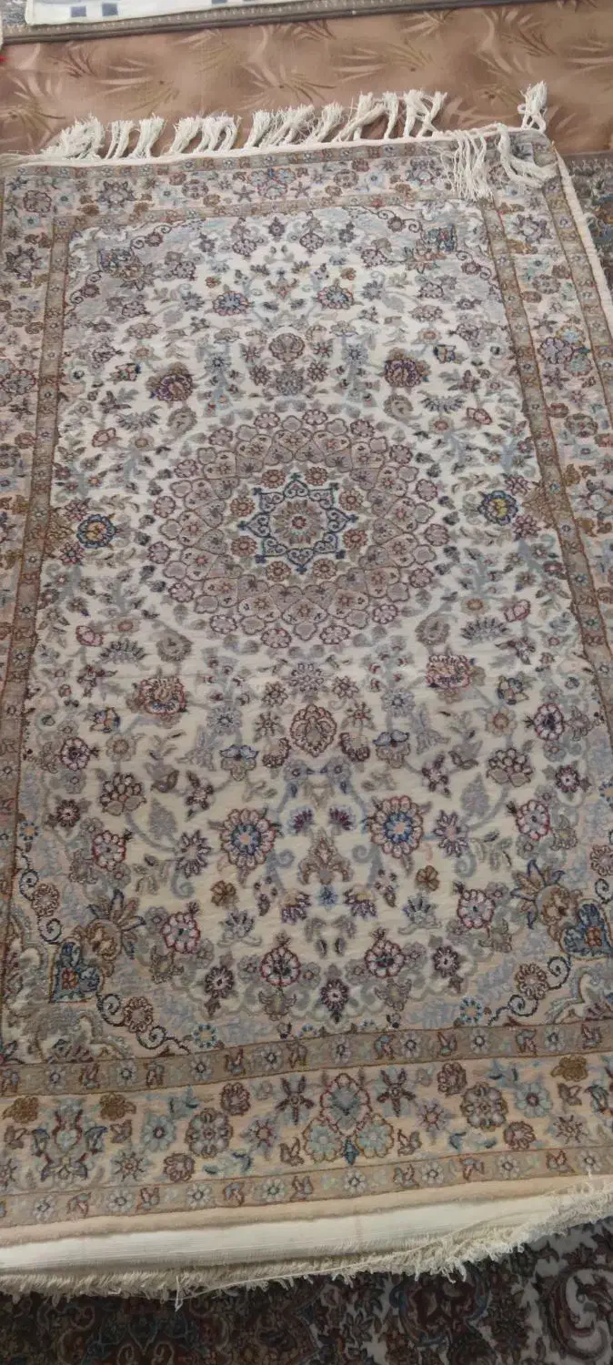 قالی دست بافت نایینی|فرش|رودشت (اصفهان), |دیوار