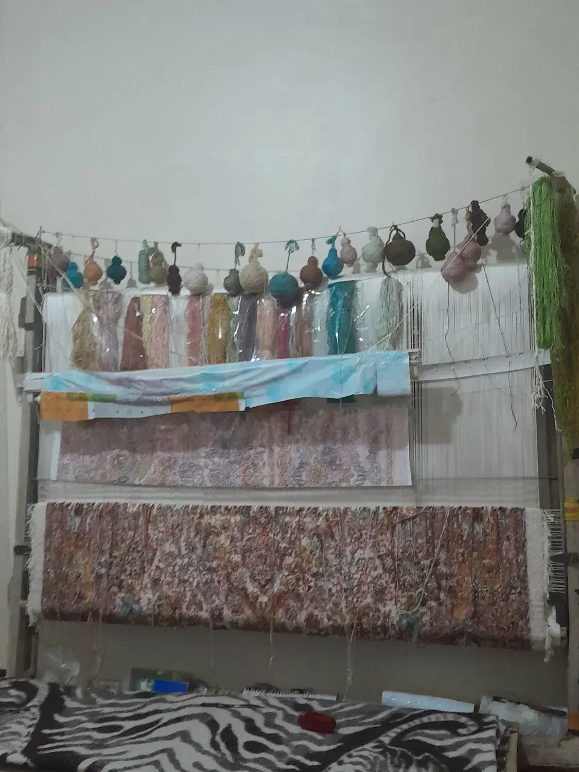 خالچا سالاری نیمه کاره|فرش|تبریز, |دیوار