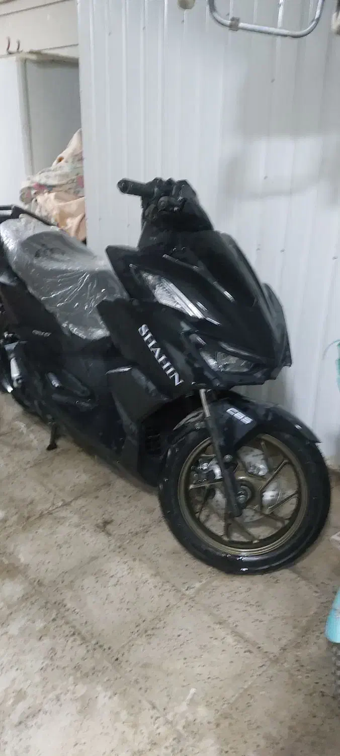 کلیک واریو رادیات دار|موتورسیکلت|قزوین, |دیوار