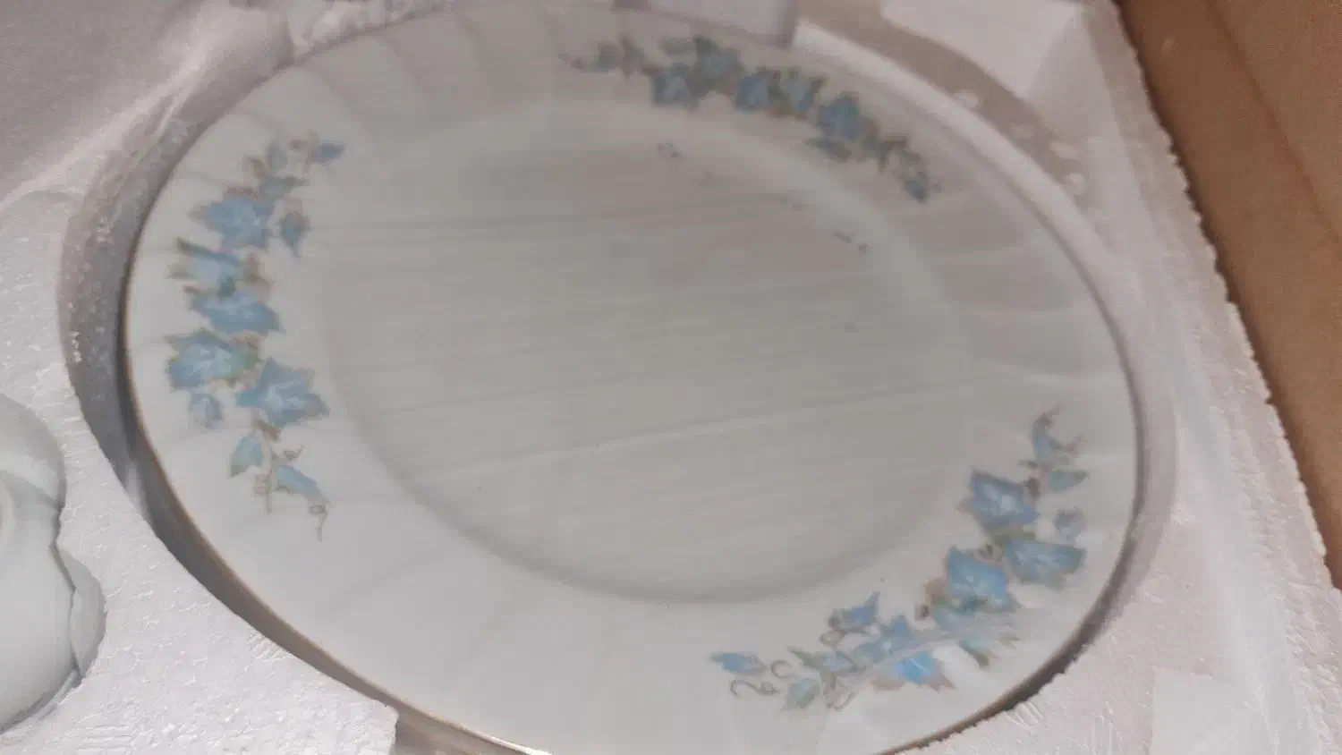 فروش سرویس چینی زرین 6نفره|ظروف سرو و پذیرایی|خمینی‌شهر, |دیوار