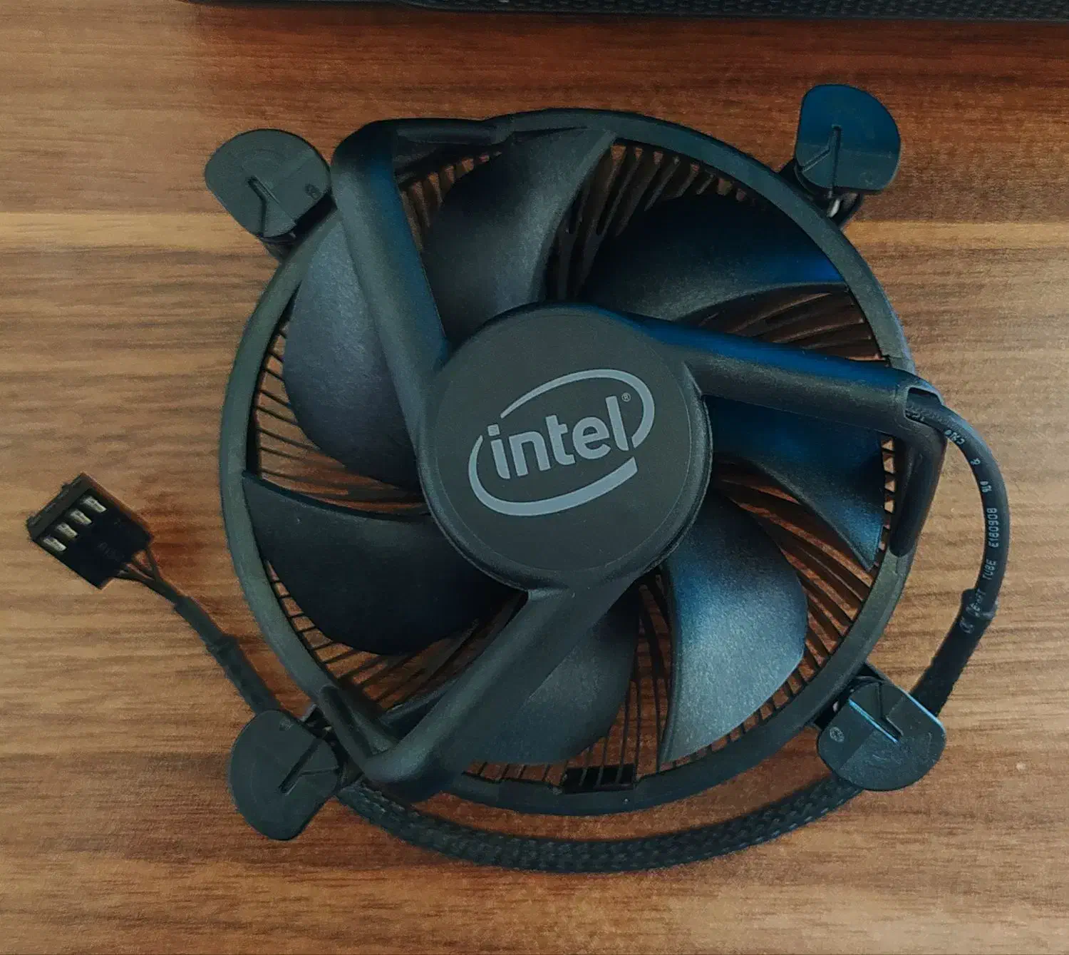 فن اینتل مشکی cpu|قطعات و لوازم جانبی رایانه|روانسر, |دیوار