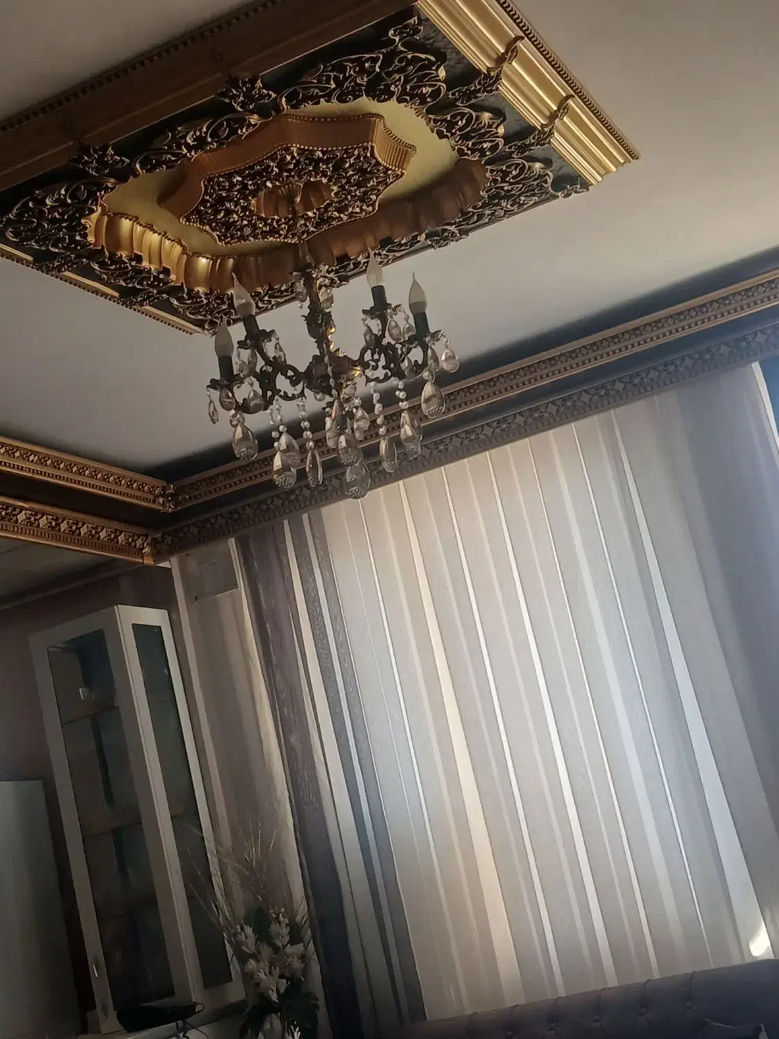 لوستر برنز ۳ عدد|لوستر و چراغ آویز|سنندج, |دیوار