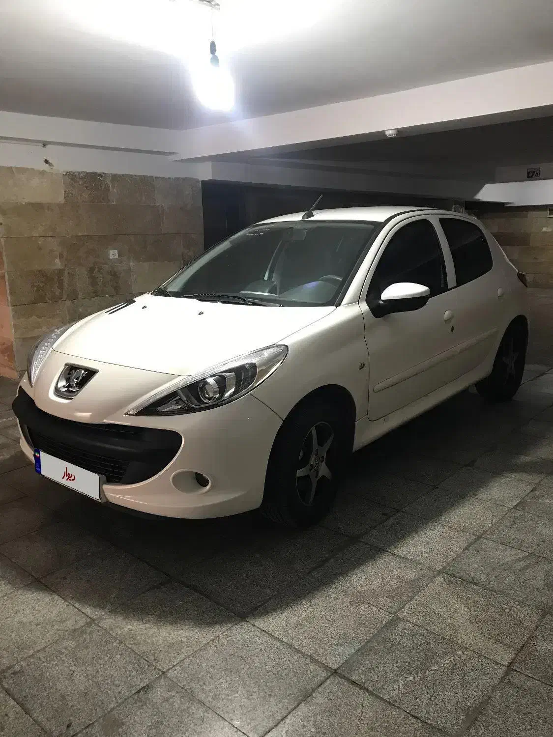 ۲۰۷فرمان برقی بالوازم|خودرو سواری و وانت|تهران, علم و صنعت|دیوار