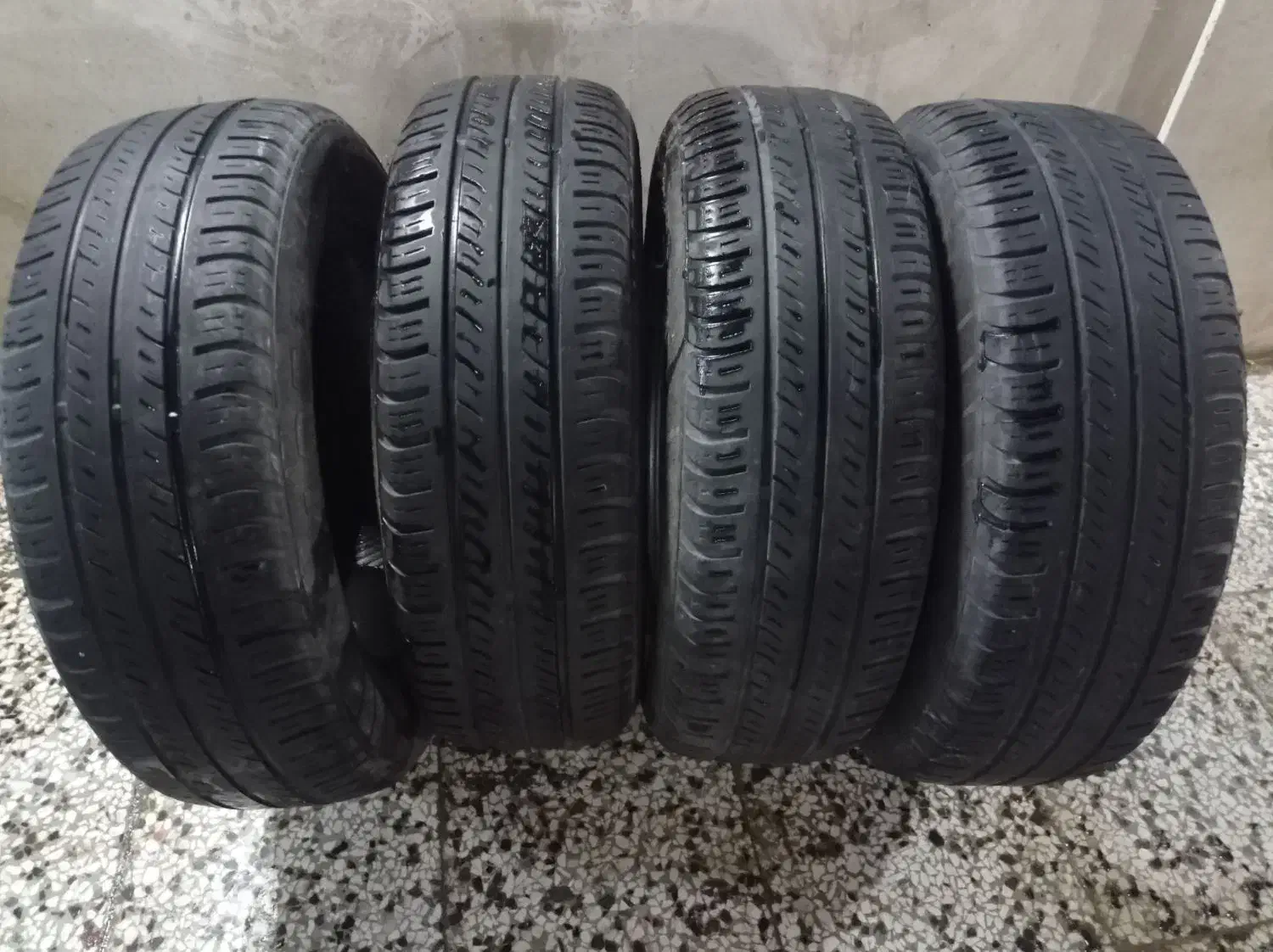 چهار حلقه لاستیک بارز ال 90|قطعات یدکی و لوازم جانبی|مشهد, شهید بهشتی|دیوار