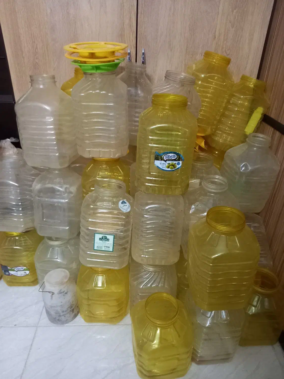 دبه فرمونی|ظروف نگهدارنده، پلاستیکی، یک‌بارمصرف|نجف‌آباد, کهریزسنگ|دیوار