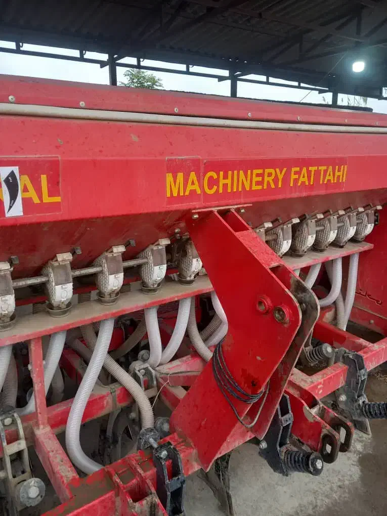 ردیفکار ریز دانه کار وگندم|ماشینآلات صنعتی|سرخنکلاته, |دیوار