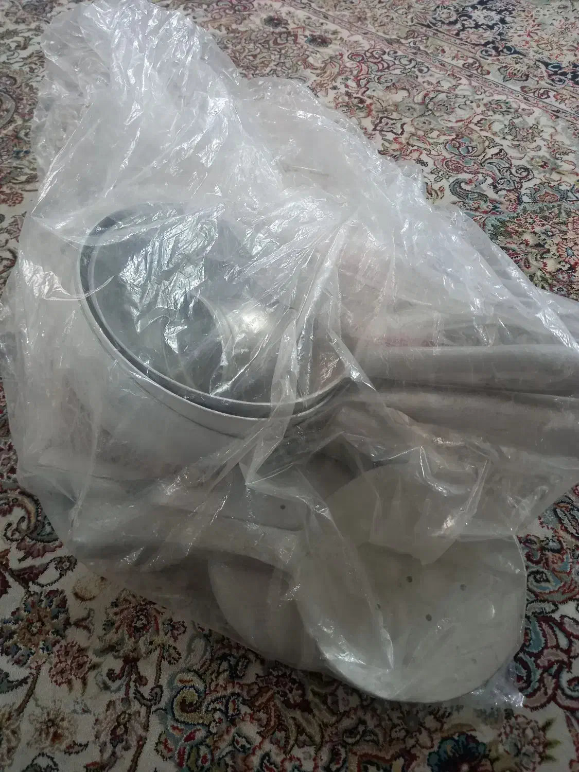 روحی نو نو|ظروف پخت‌وپز|اهواز, گلستان|دیوار