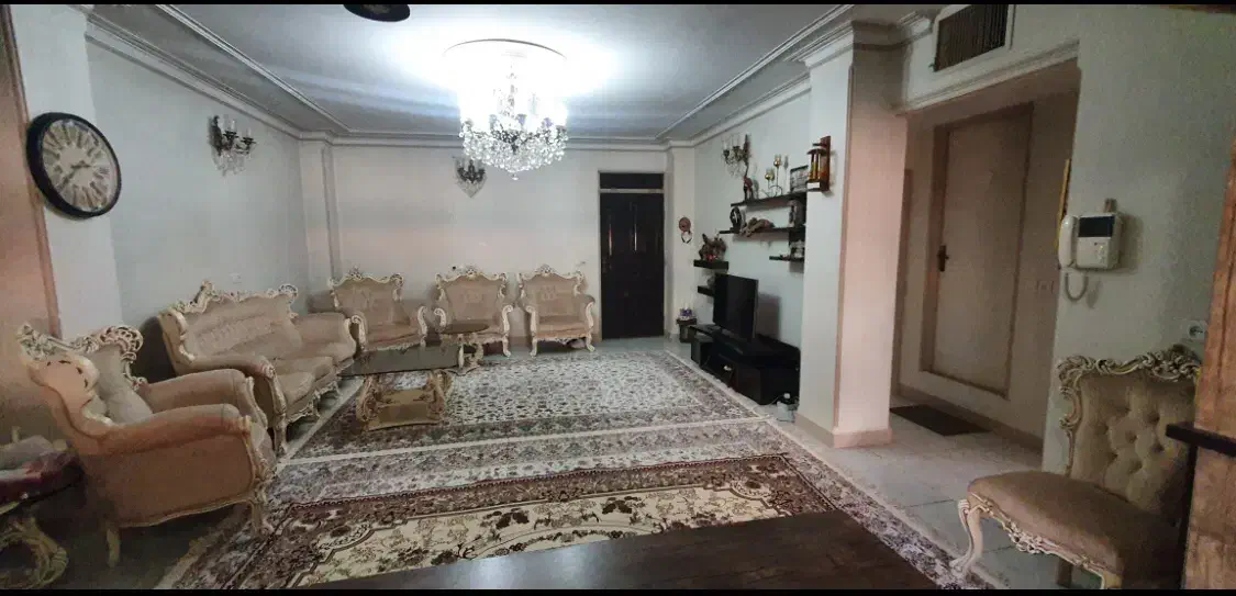 ۹۳ متر طالقانی بدون دیوار مشترک‌|فروش آپارتمان|ساوه, |دیوار