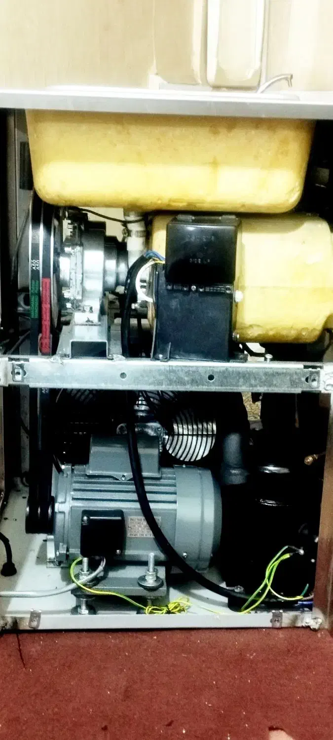 دستگاه بستنی قیفی|کافیشاپ و رستوران|کهریزک, |دیوار