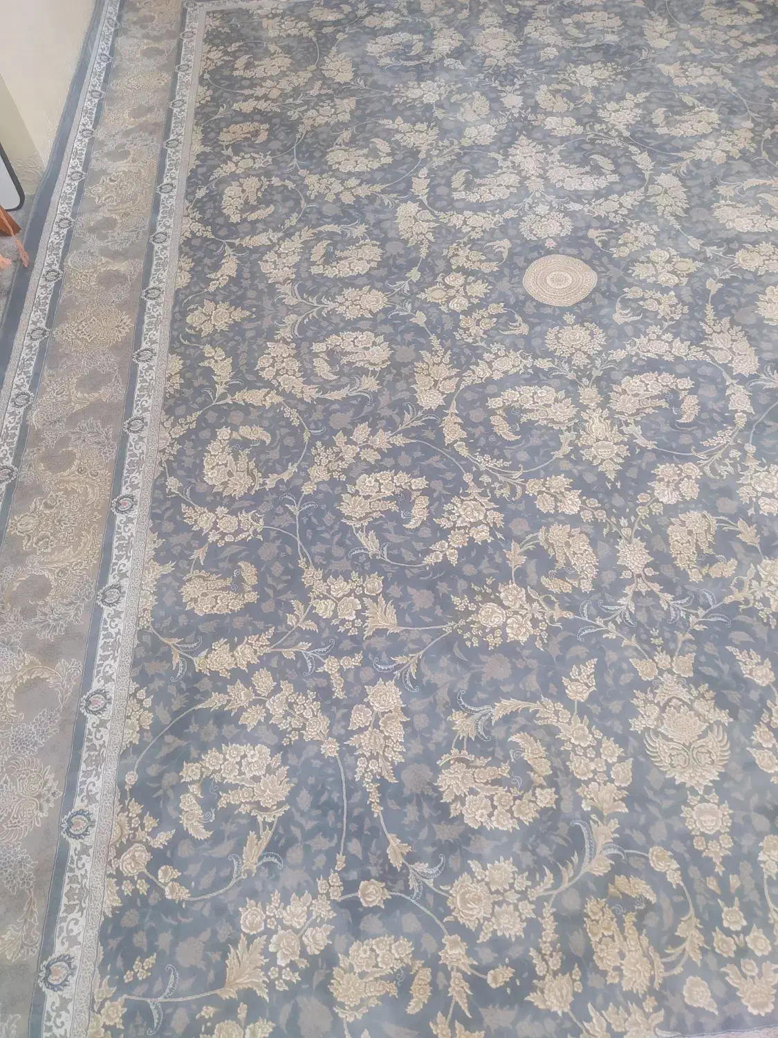 یک فرش نه متری دوتا شش متری 1500شانه|فرش|قم, وادی السلام|دیوار