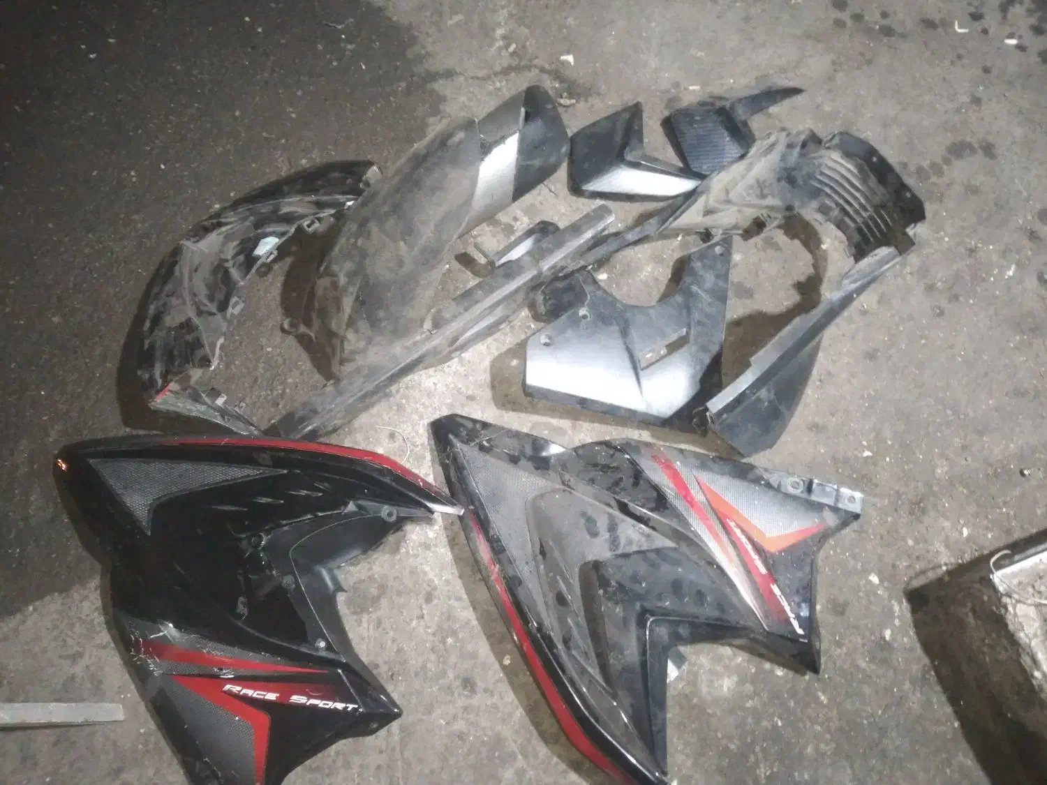 لوازم rs|موتورسیکلت|ری, سیزده آبان|دیوار