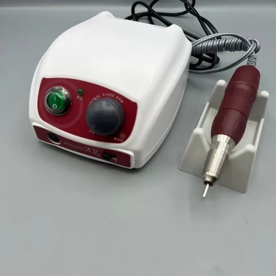 سوهان استرانگ 207 و یووی سان bq5t|آرایشی، بهداشتی، درمانی|رباط‌کریم, نصیرشهر|دیوار