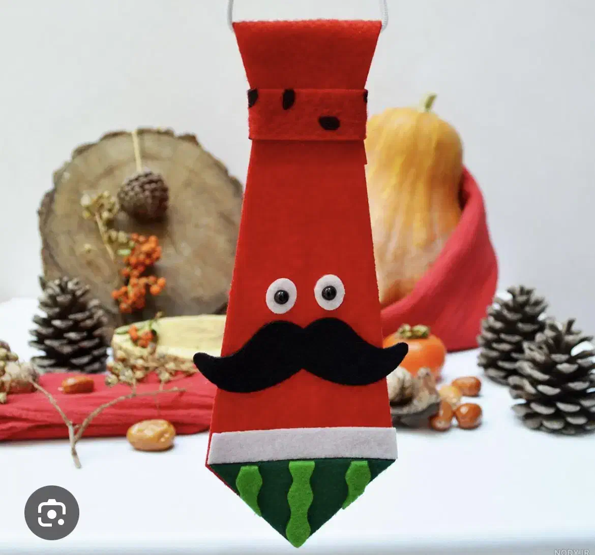 تاج و کروات یلدایی|صنایع دستی و سایر لوازم تزئینی|اراک, |دیوار