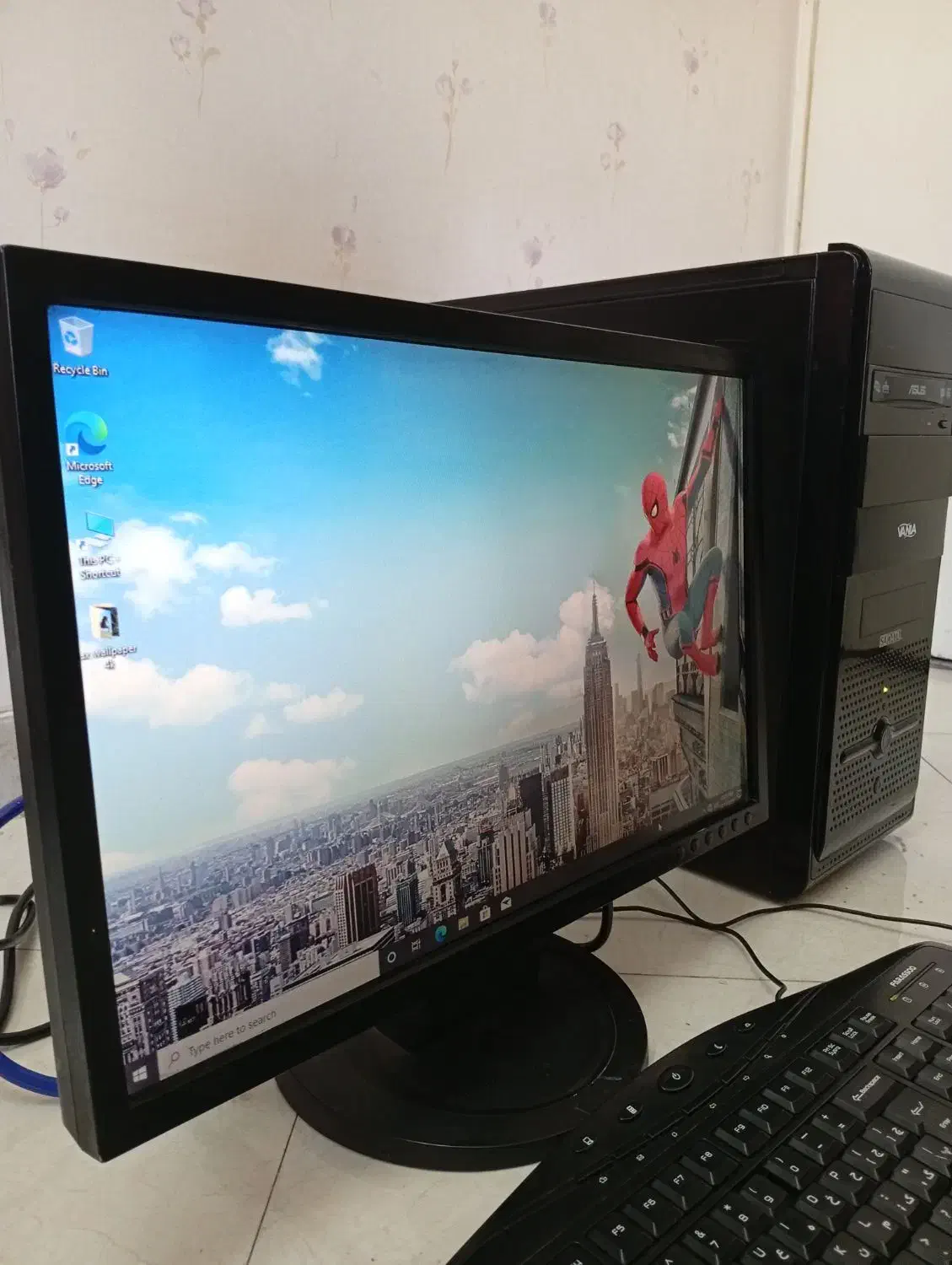 کامپیوتر خانگی کاملا سالم و قوی درحد|رایانه رومیزی|پرند, فاز ۱|دیوار