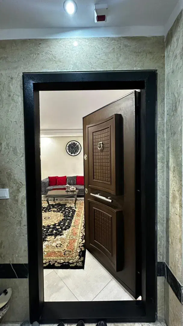 اجاره اپارتمان ۱۲۰ متری فول امکانات ۱۳ آبان