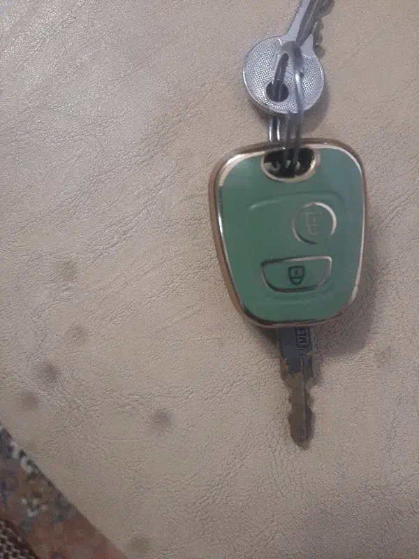 سویچ گم کردم|اشیا|کاشان, حسن آباد|دیوار