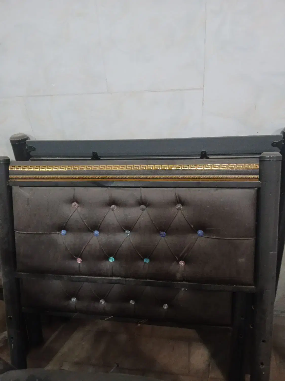 دو عدد تخت خواب فلزی یک نفره|تخت و سرویس خواب|آران و بیدگل, |دیوار