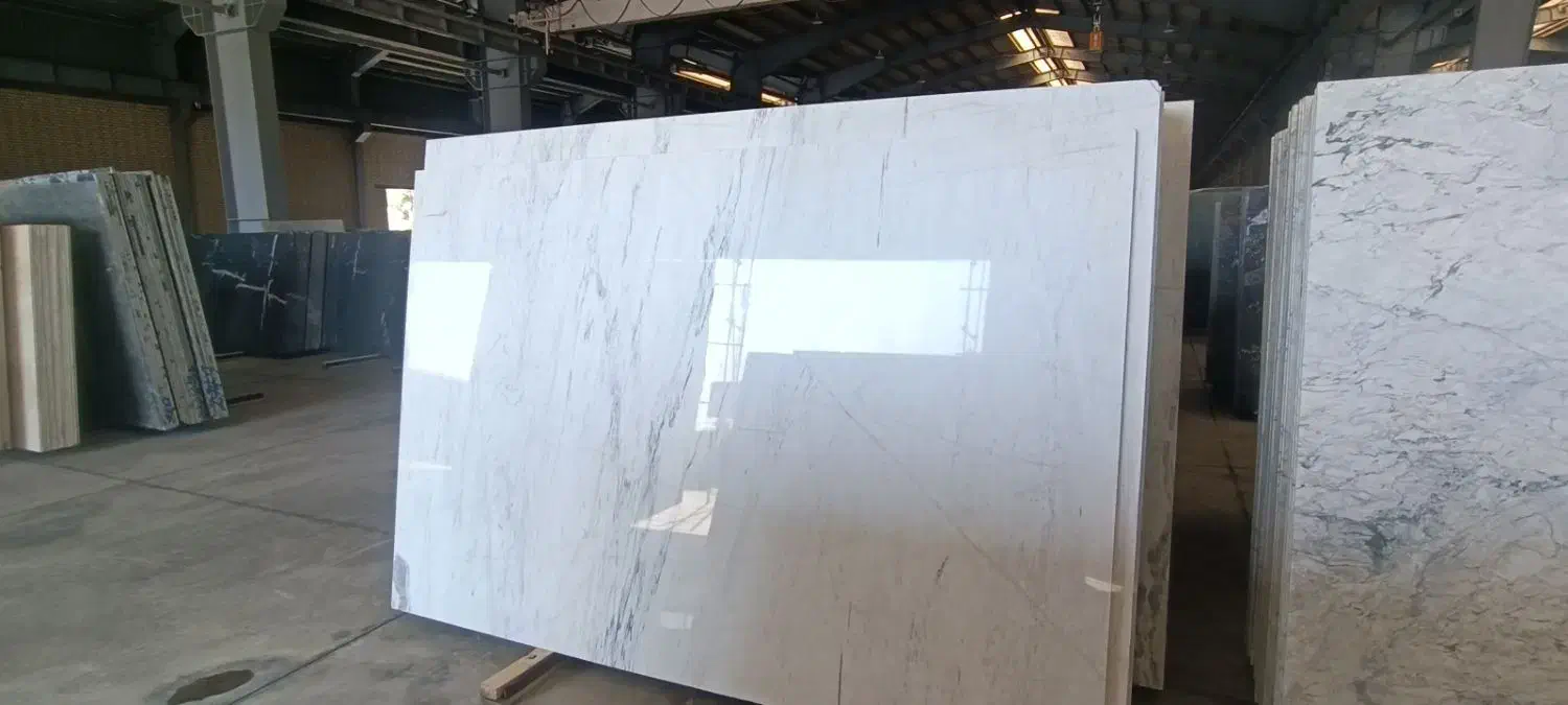 فروش و نصب سنگ اسلب و تایل با اکیپ متخصص|عمده‌فروشی|شهریار, رزکان|دیوار