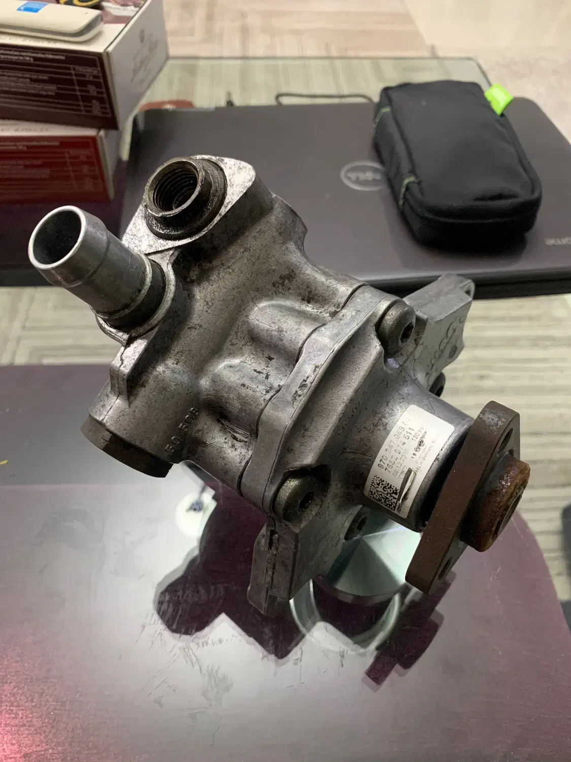 پمپ هیدرولیک فرمان پورشه پانامرا اصلی|قطعات یدکی و لوازم جانبی|شیراز, کلاهدوز|دیوار