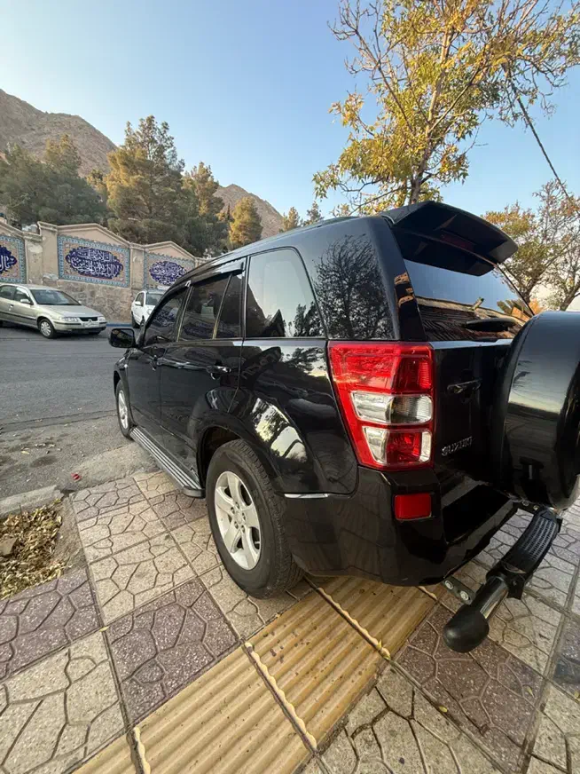 سوزوکی ویتارا فوق العاده سالم کم کار|خودرو سواری و وانت|سمنان, |دیوار