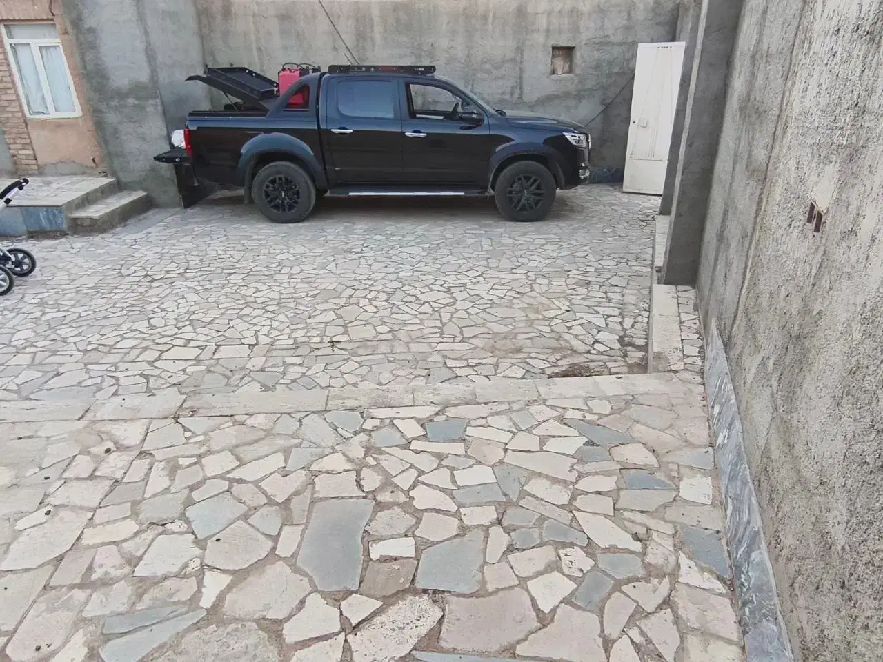 فروش ویژه KMC T8|خودرو سواری و وانت|نائین, |دیوار