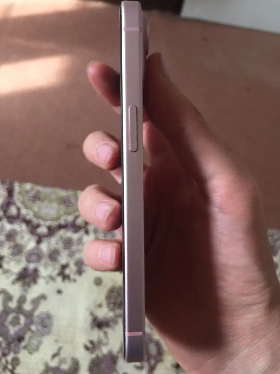 ایفون ۱۵ نرمال|موبایل|کرمانشاه, |دیوار