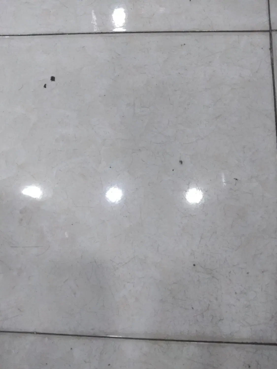 به یک نفر خانم /آقا برای فروشندگی نیاز مندیم|استخدام خدمات فروشگاه و رستوران|خوی, |دیوار