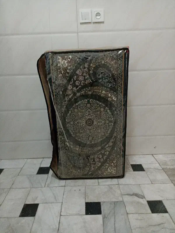 پشتی طرح کهکشان|پشتی|قم, باغ شریفی|دیوار