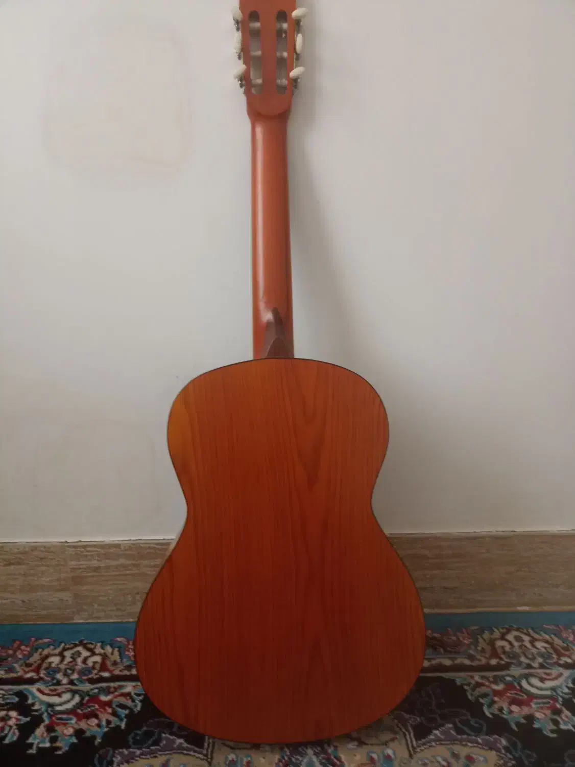 گیتار نو استفاده نشده|گیتار، بیس، امپلیفایر|خرمآباد, |دیوار