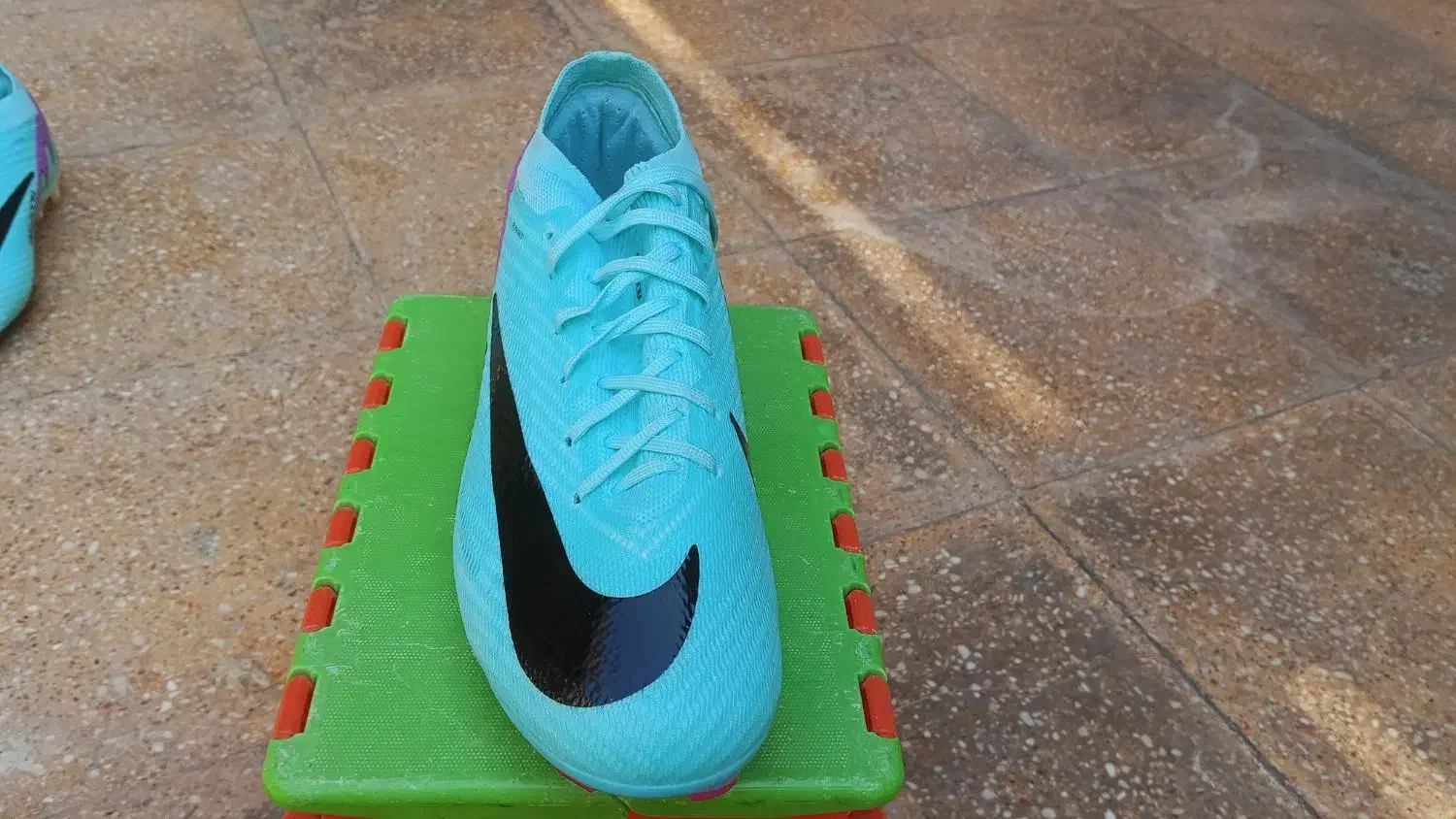 کفش فوتبال نایک ( آرزوم)|کیف، کفش، کمربند|چمران, |دیوار