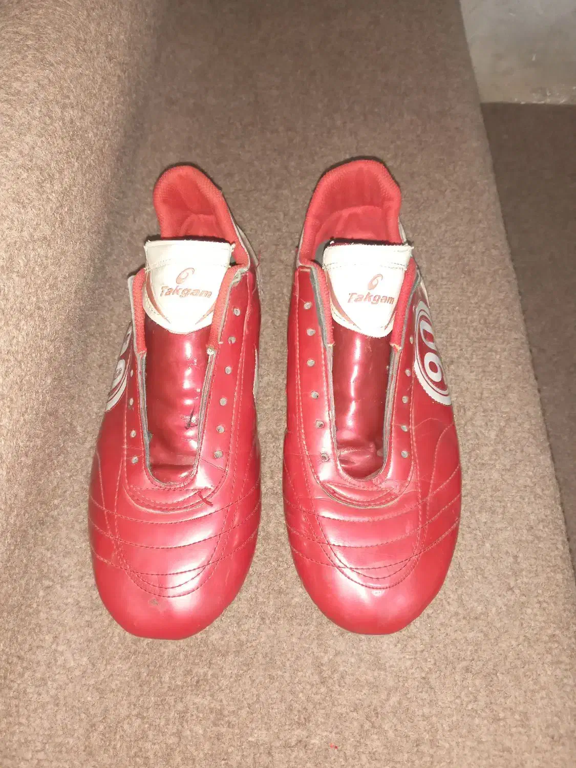 استوک ورزشی چرم|کیف، کفش، کمربند|ساری, |دیوار