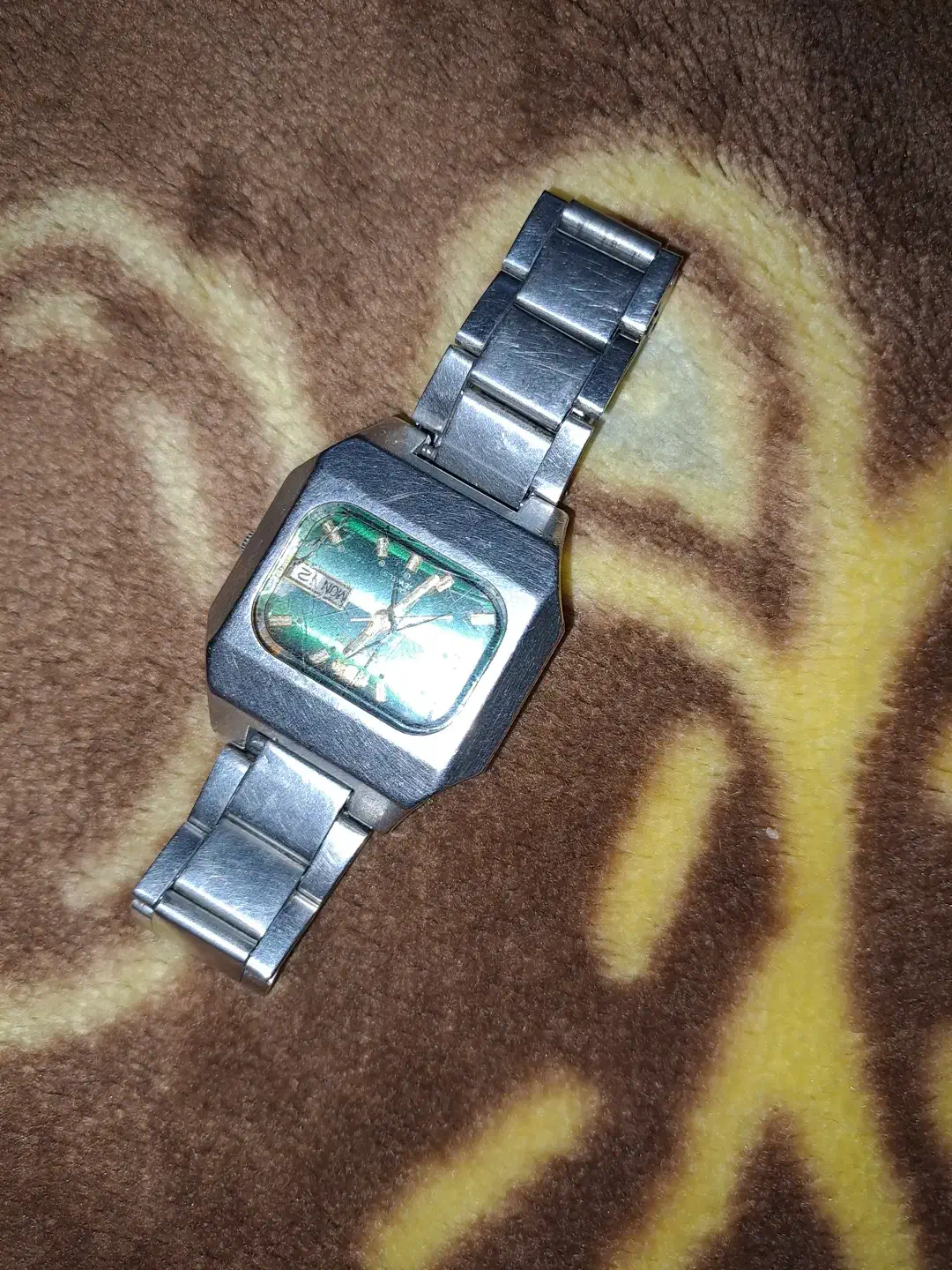 ساعت مچی قدیمی|ساعت|مینودشت, |دیوار