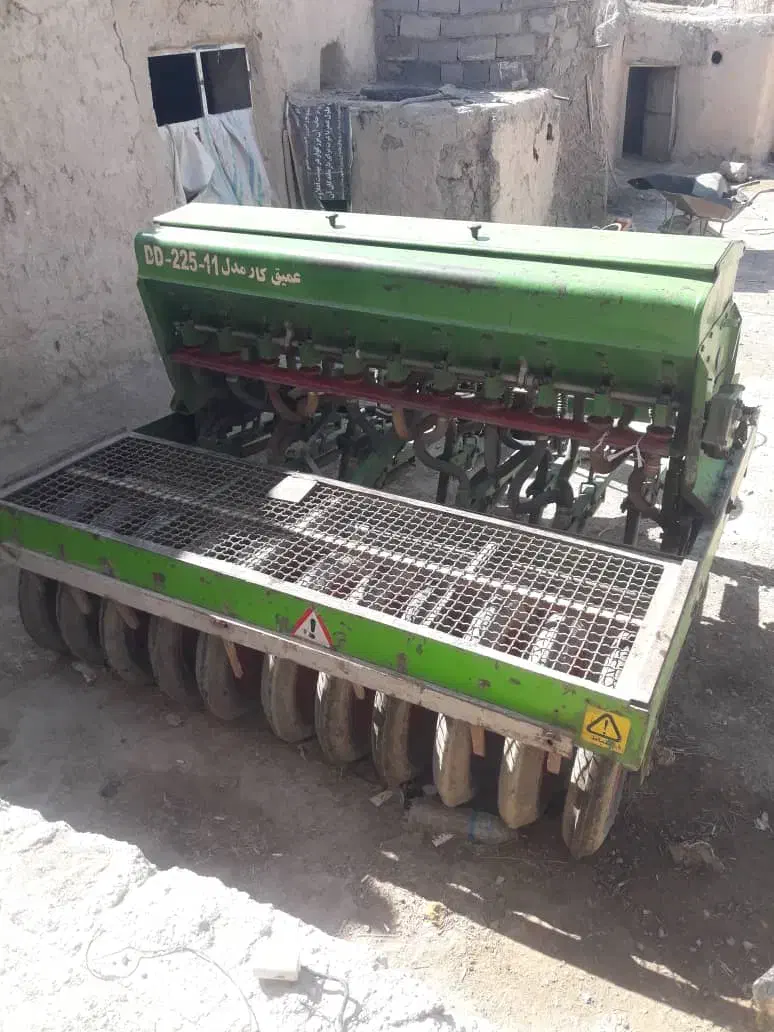 دستگاه کاشت گندم|ماشینآلات صنعتی|میانه, |دیوار