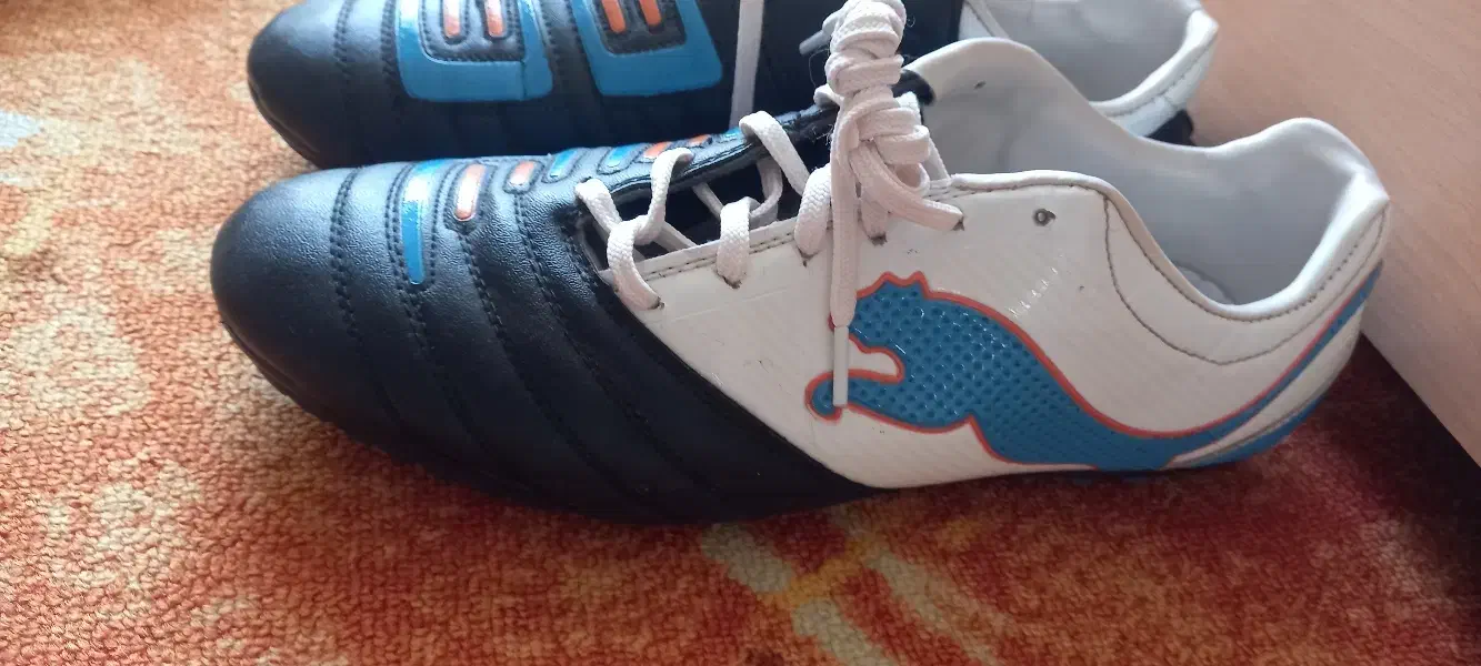 فروش کتونی فوتبال چمنی پوما ویتنام|ورزشهای توپی|قزوین, |دیوار