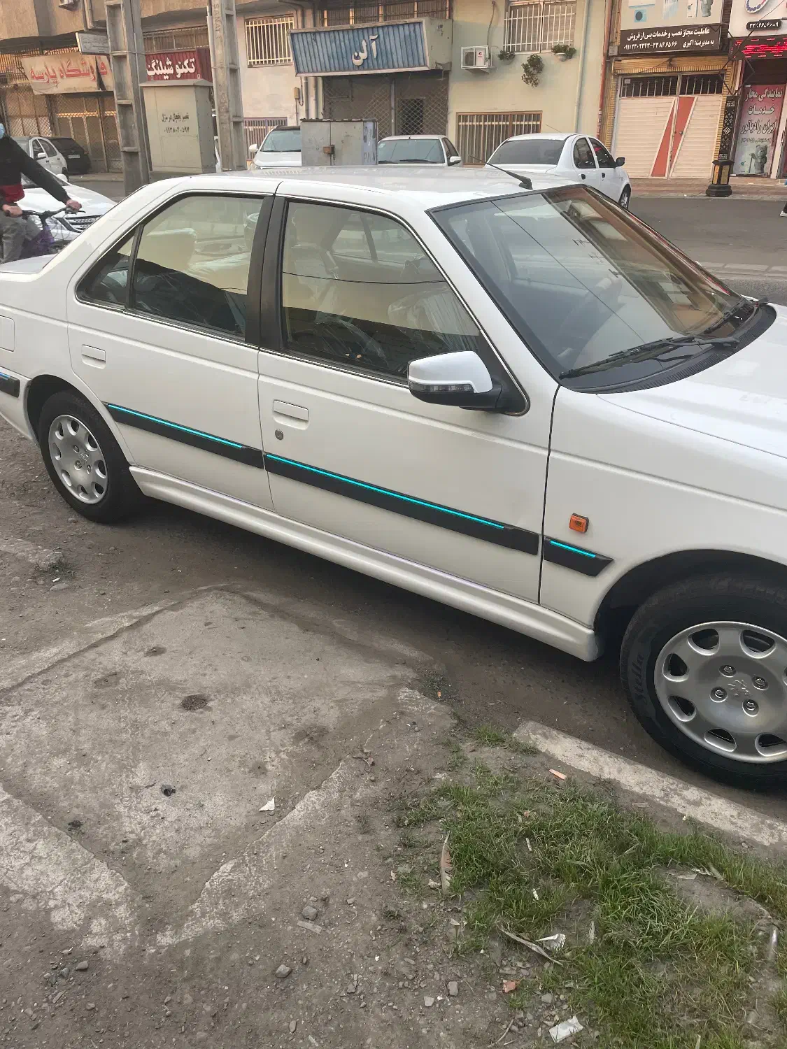 پارس ۹۲|خودرو سواری و وانت|رشت, فلسطین|دیوار