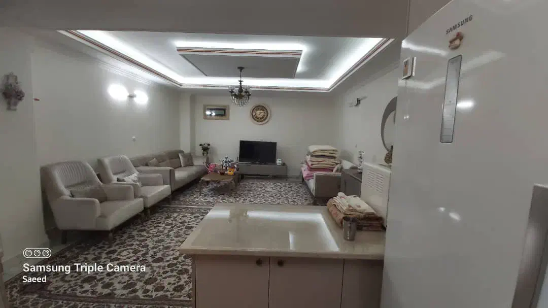 ۶۲ متر ۲ خواب طبقه سوم سندی کمالی تخلیه معطل نکنید|فروش آپارتمان|تهران, منیریه|دیوار