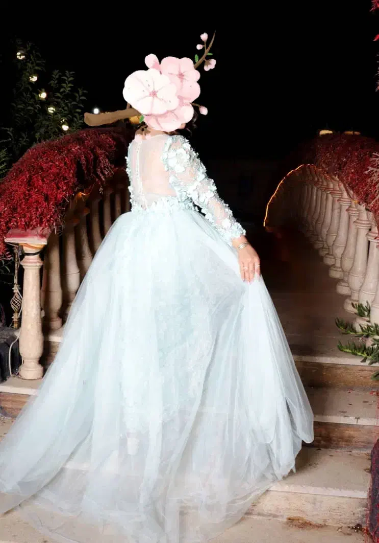 لباس مجلسی|لباس|فردوسیه, |دیوار