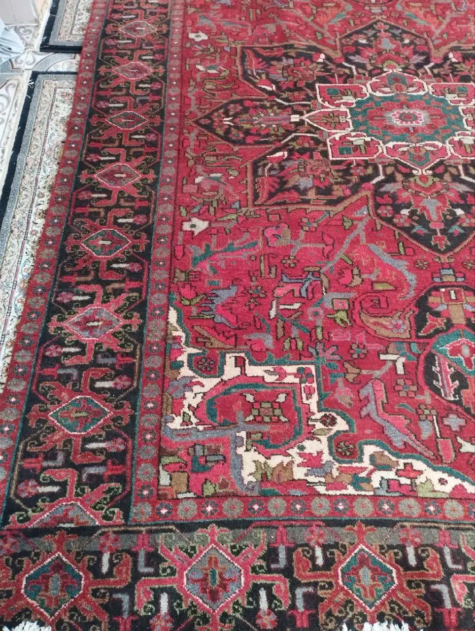 فرش دستبافت مهربان تبریز|فرش|صومعه‌سرا, |دیوار