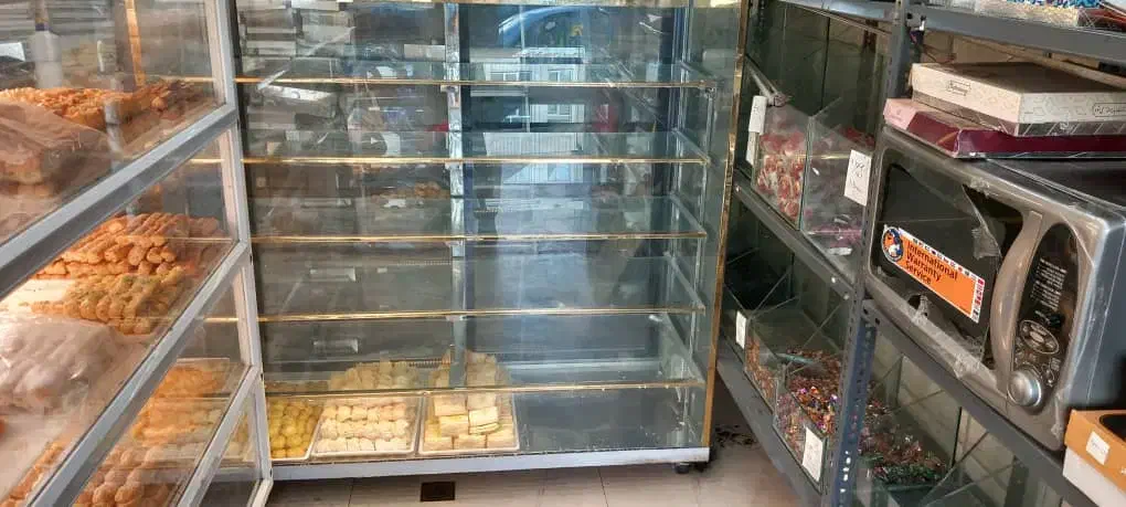 ویترین خشک قنادی|فروشگاه و مغازه|تهران, مجیدیه|دیوار