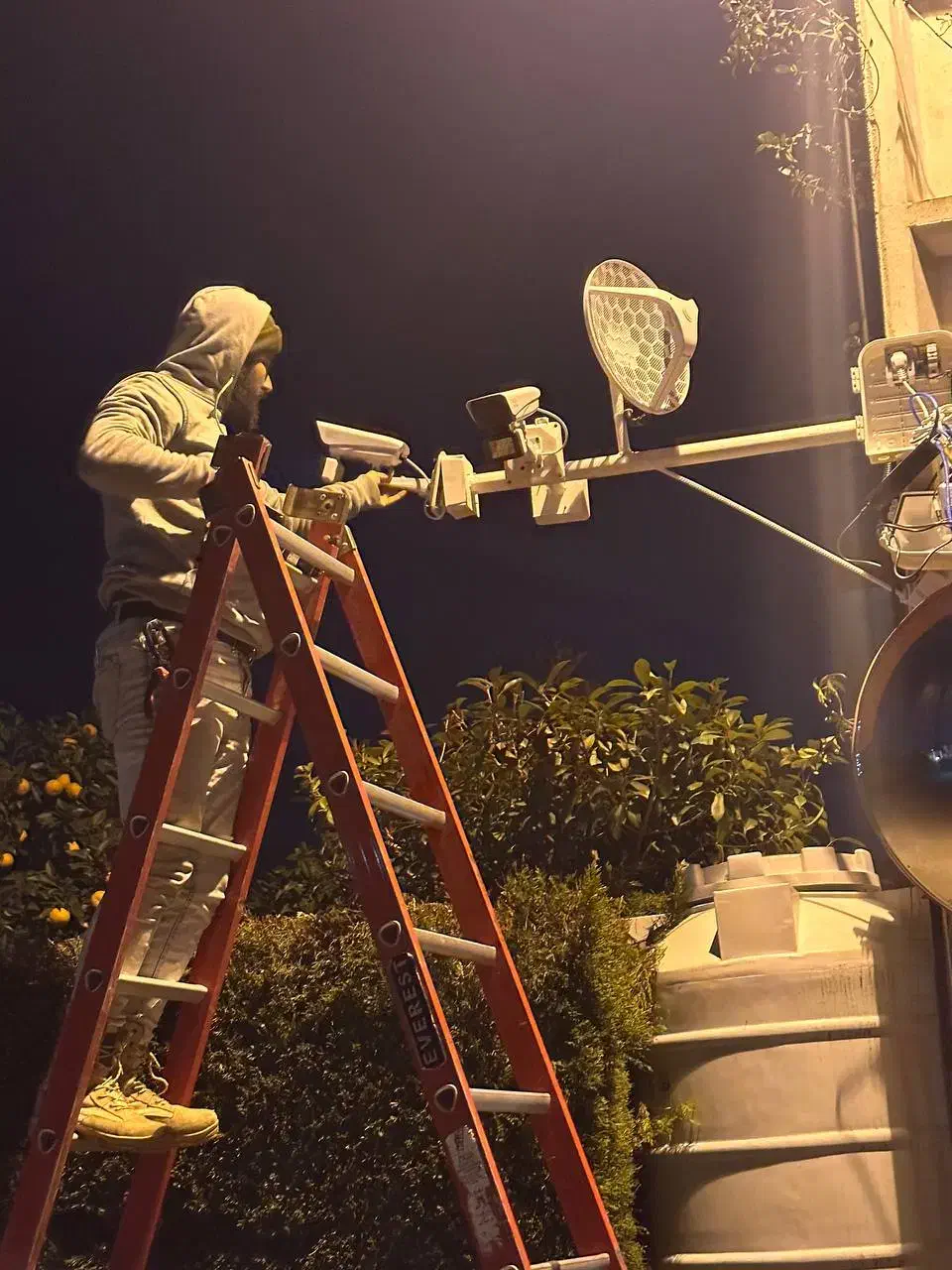 رفع مشکل  اجرا پشتیبانی در کمترین زمان|دوربین مداربسته|تهران, محمودیه|دیوار