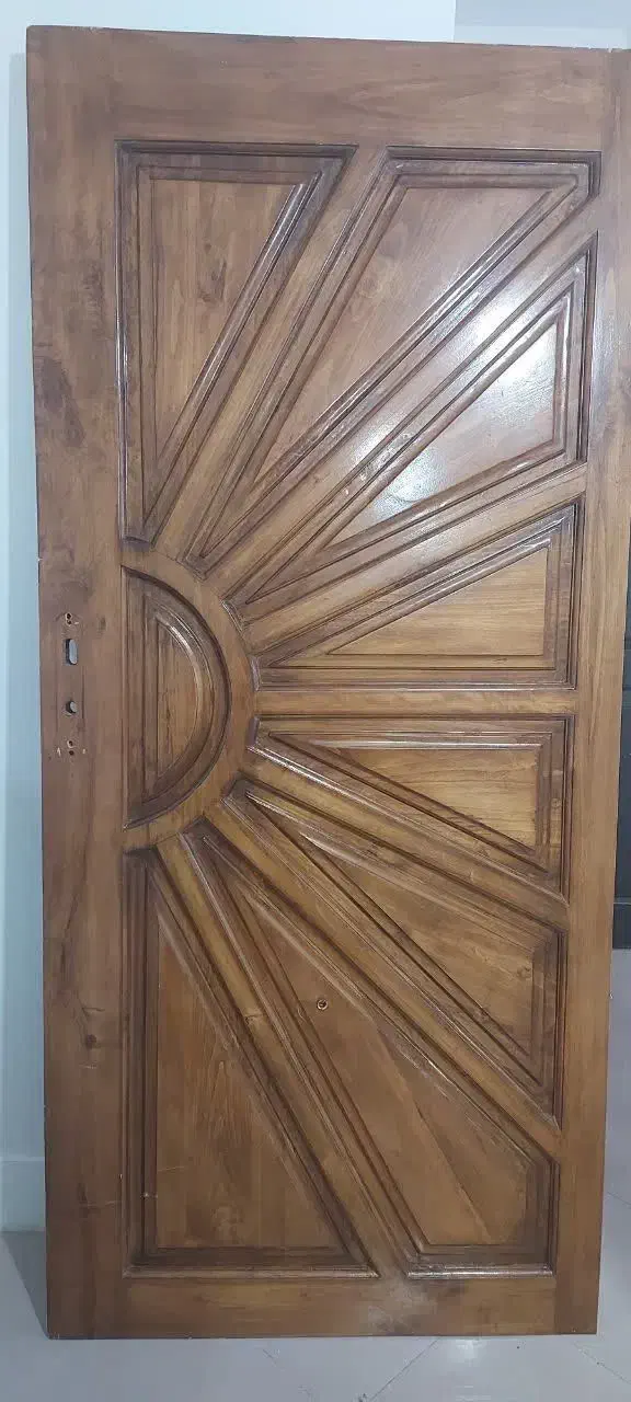 درب چوبی برای ورودی|مصالح و تجهیزات ساختمان|تهران, شهرک ولیعصر جنوبی|دیوار